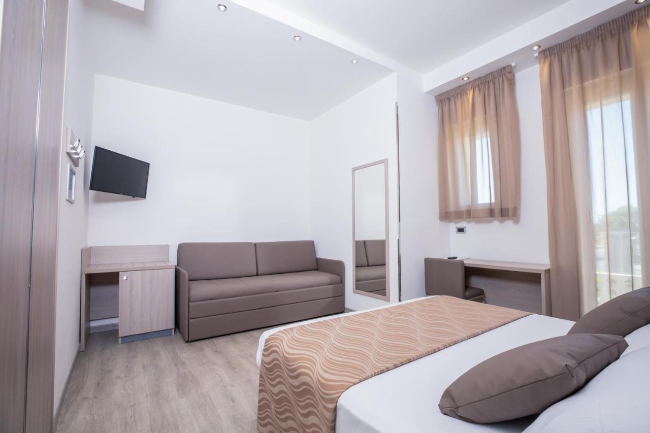 Superior Double Room Partial Sea View