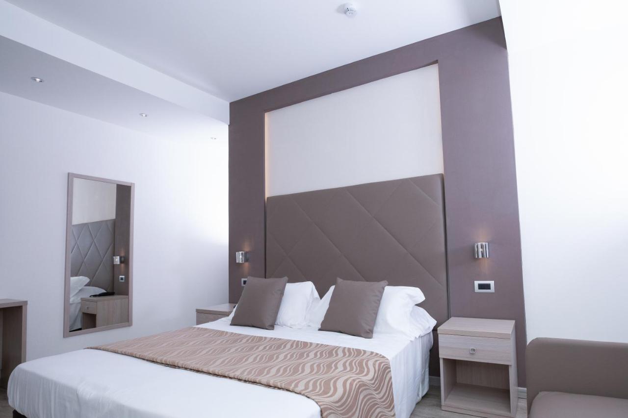 Basic Double or Twin Room