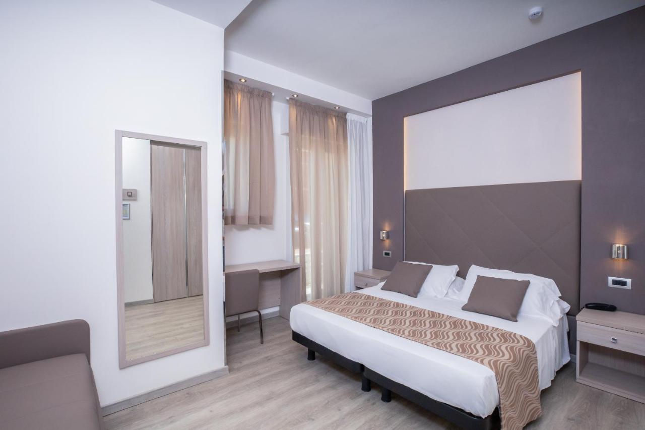 Comfort Triple Room