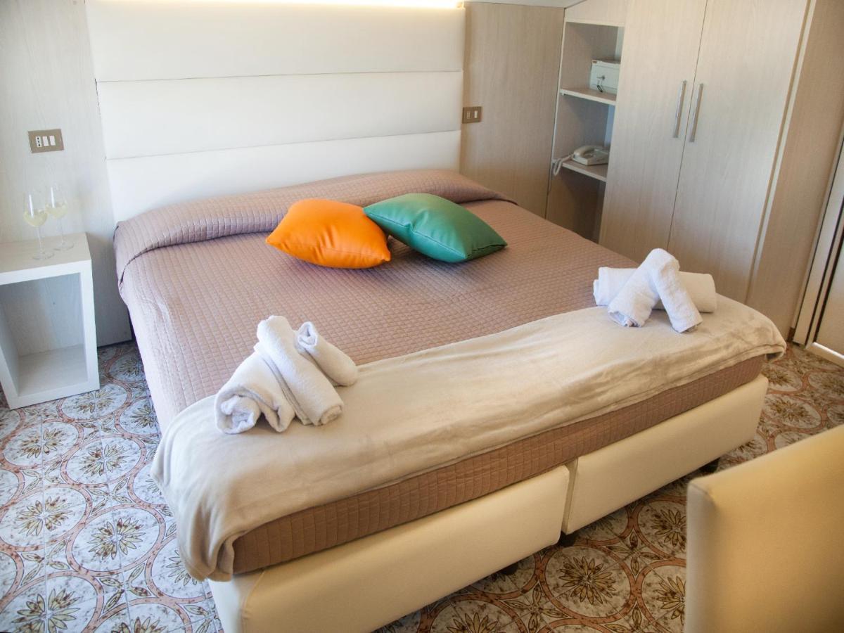 Economy Double or Twin Room