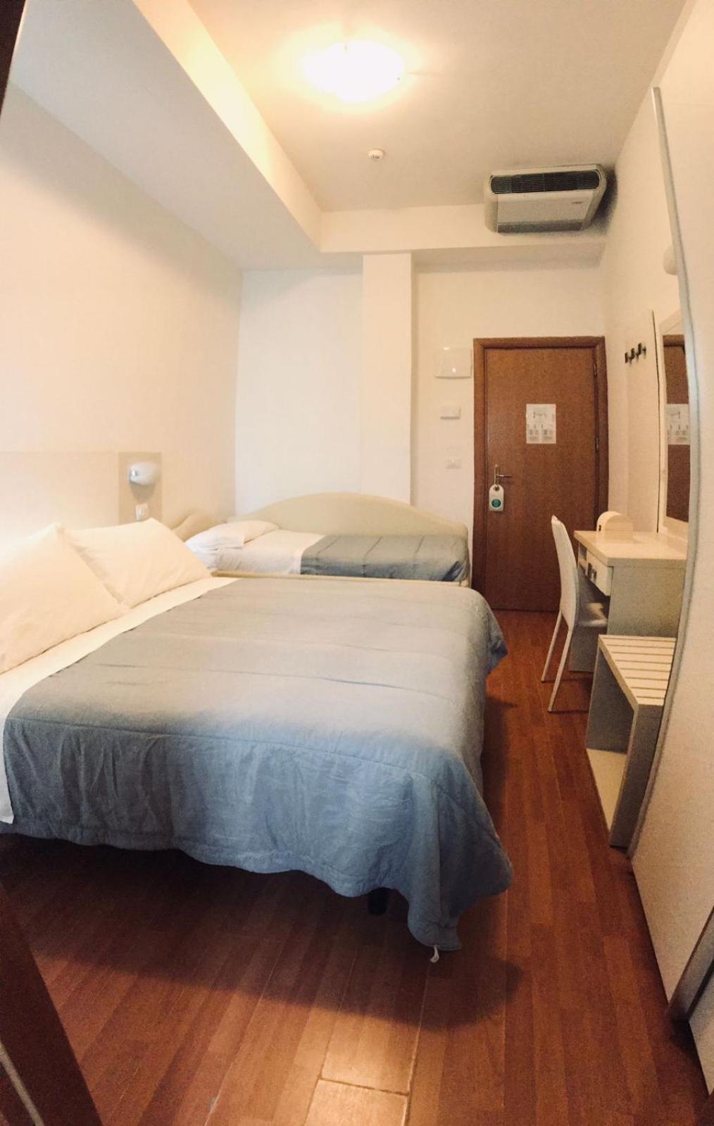 Classic Triple Room