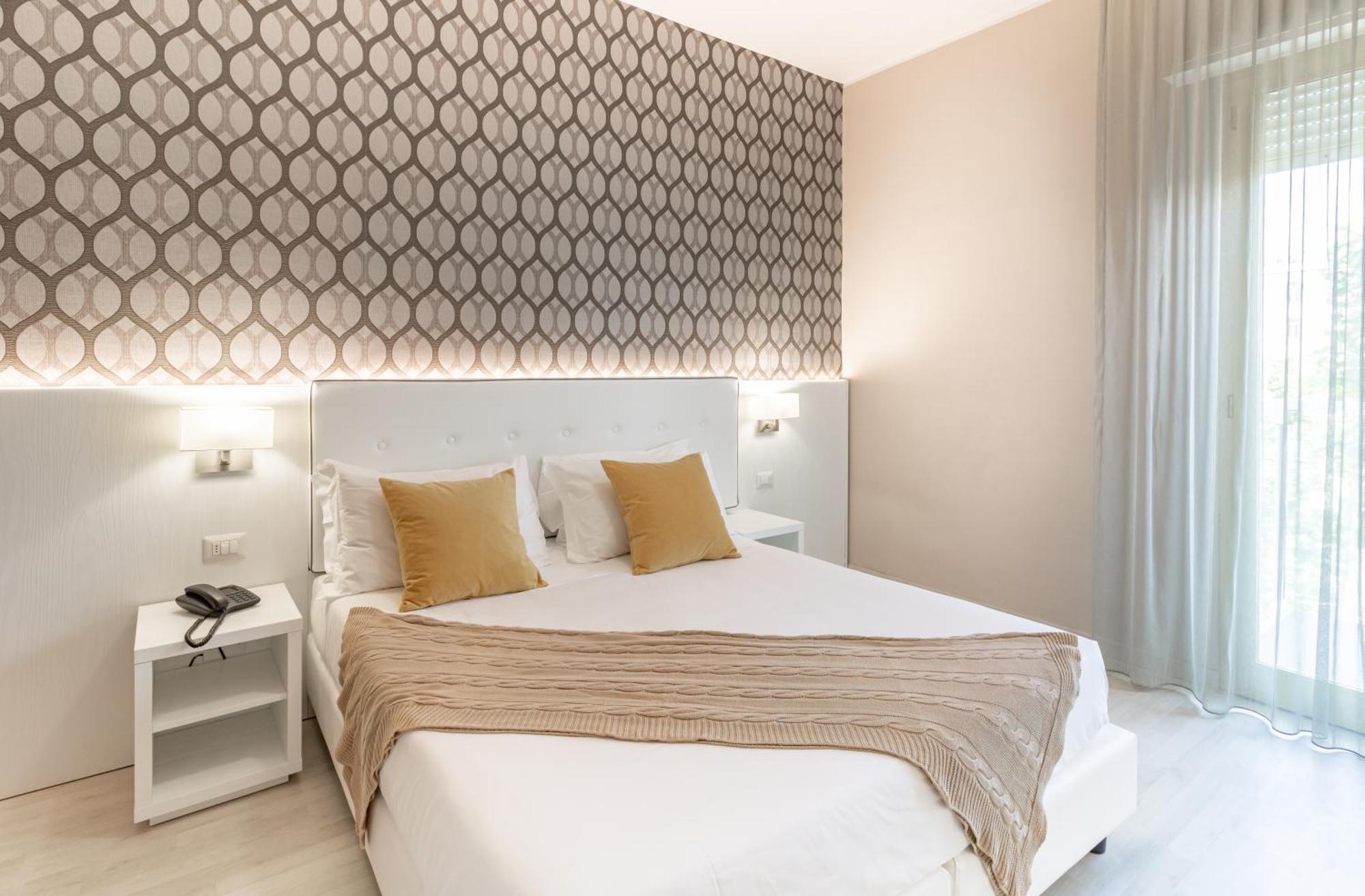 Superior Double or Twin Room Sea View
