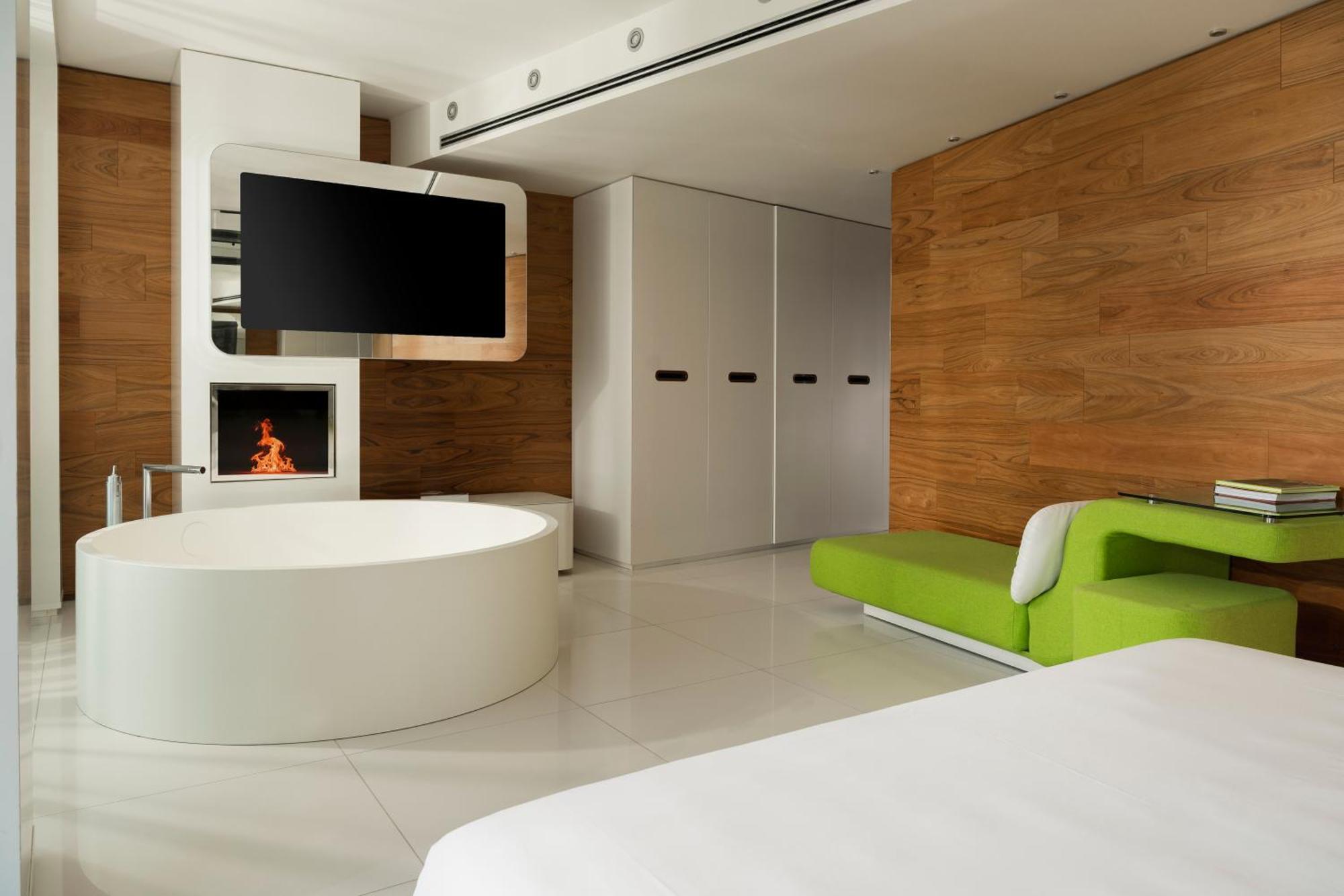Luxury Suite