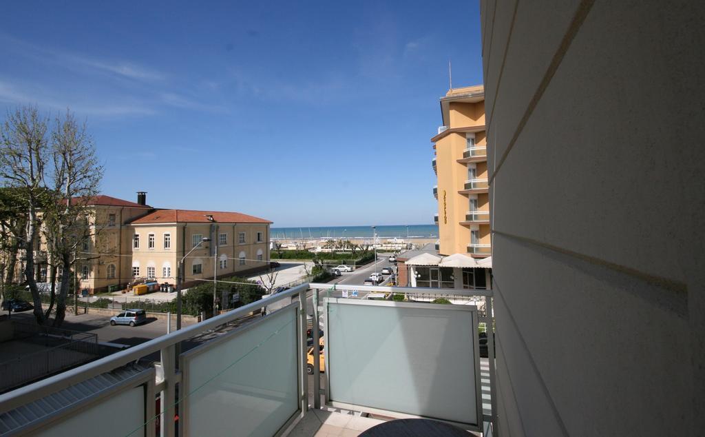 Standard Triple Room Sea View
