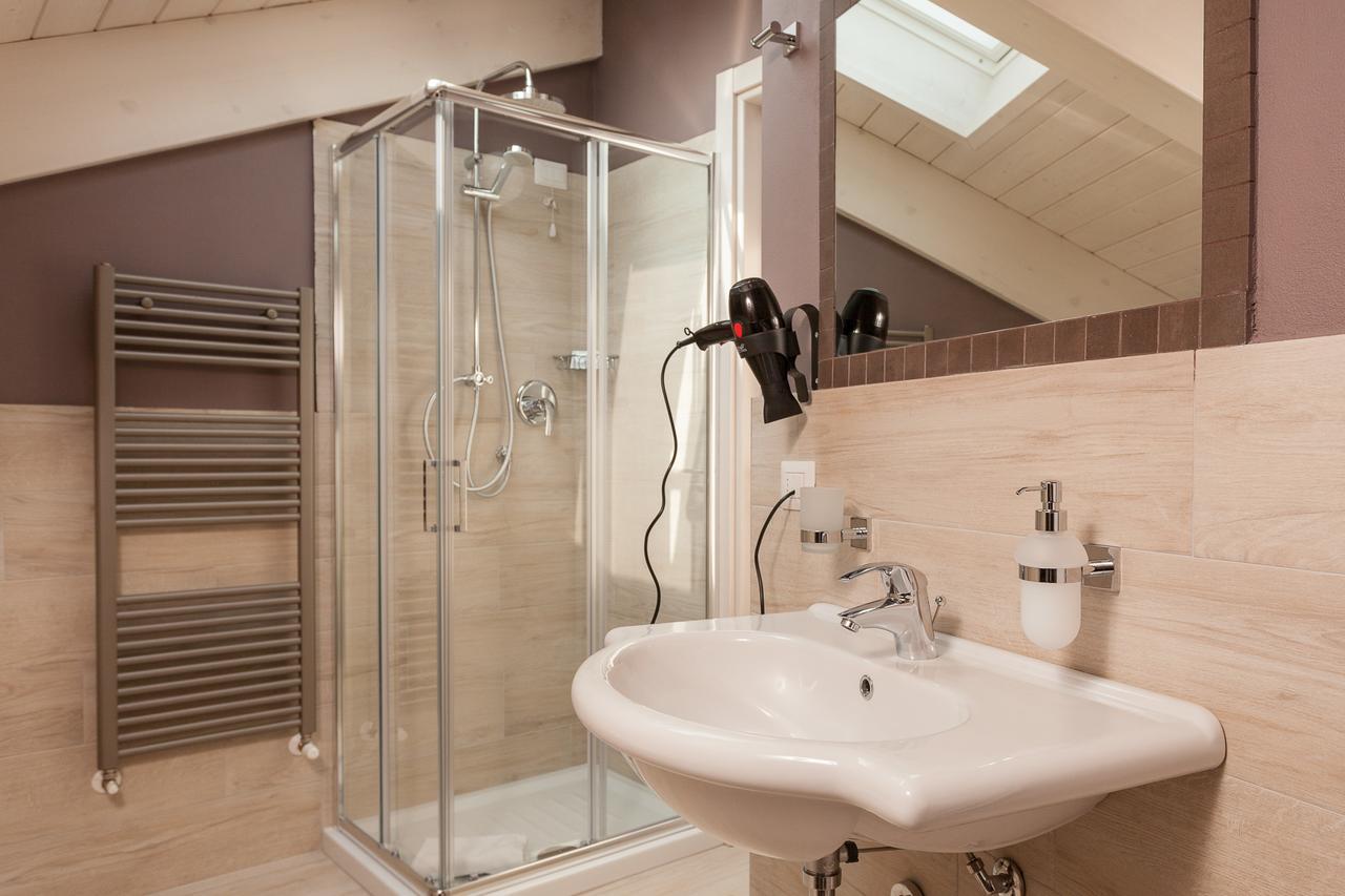 Suite Spa Bath	 Sea View