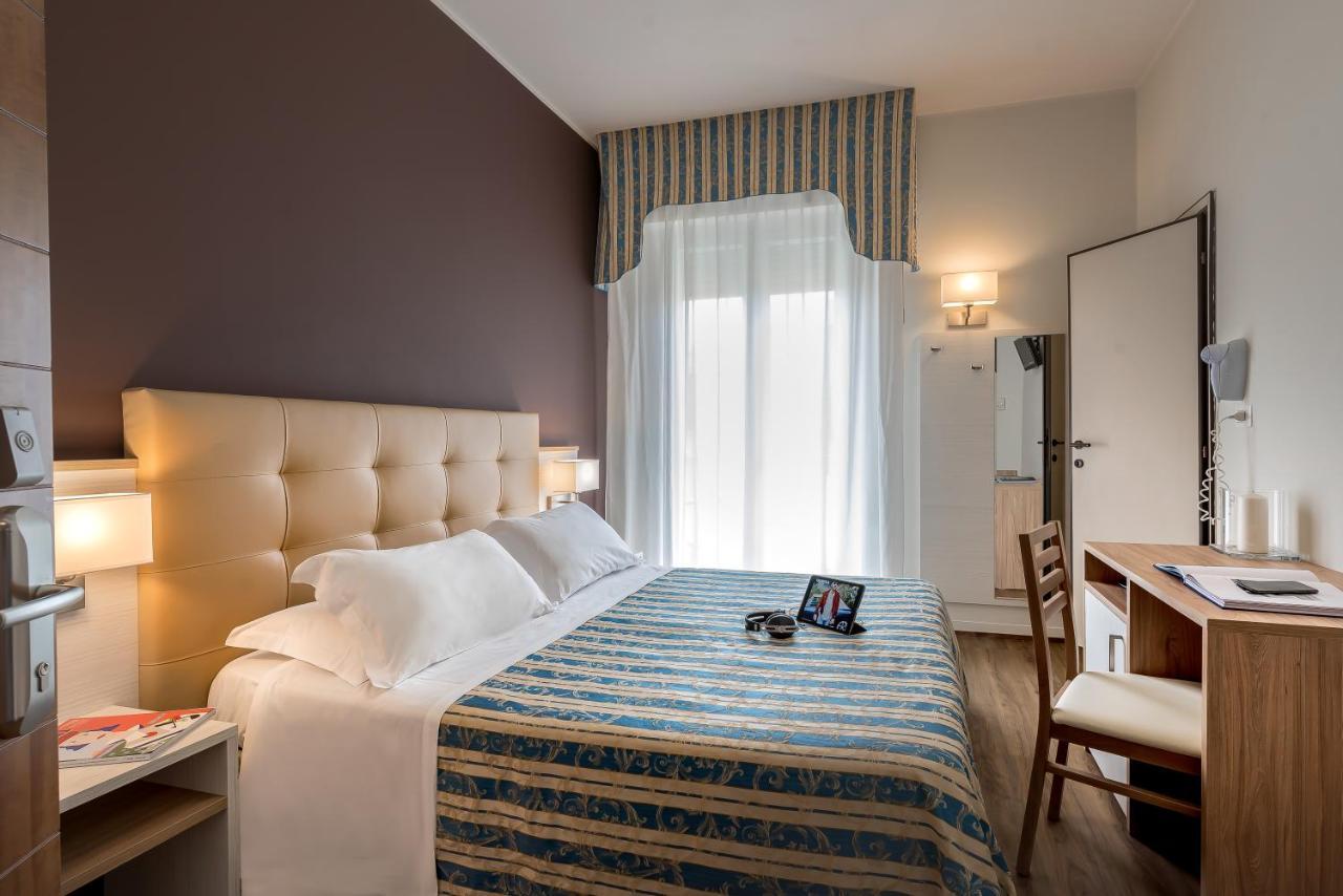 Economy Double or Twin Room,829739234:JPEG