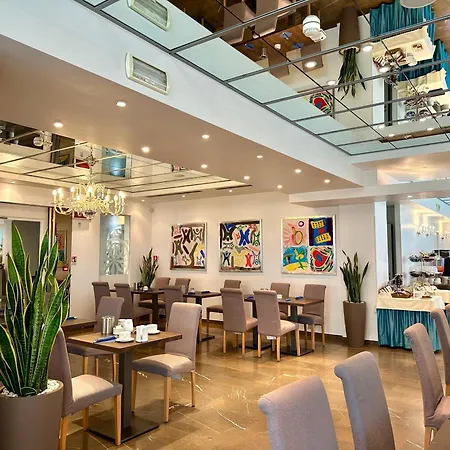 Club House Hotel-3