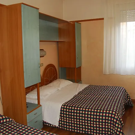 Hotel Britannia Rimini Marina centro-2