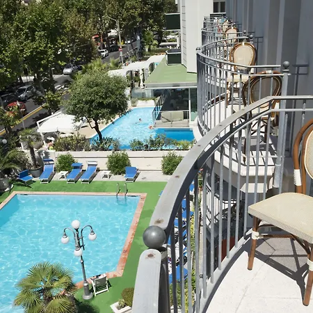 Hotel Ambassador-2